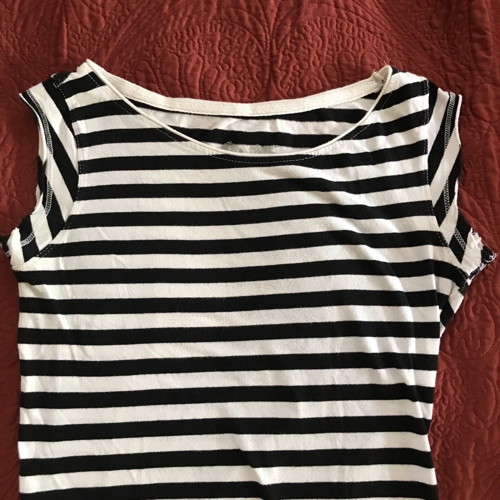 Black and white striped cap sleeve tee small - Picture 2 of 3